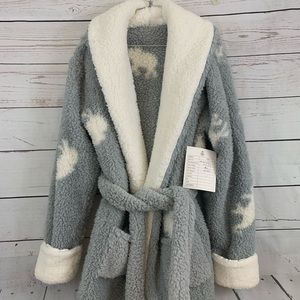 Ivory Ella Fleeced Robe